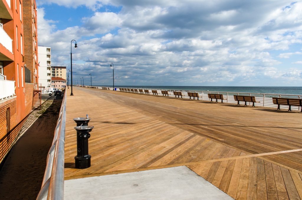 beach-boardwalk-waldo-lyle